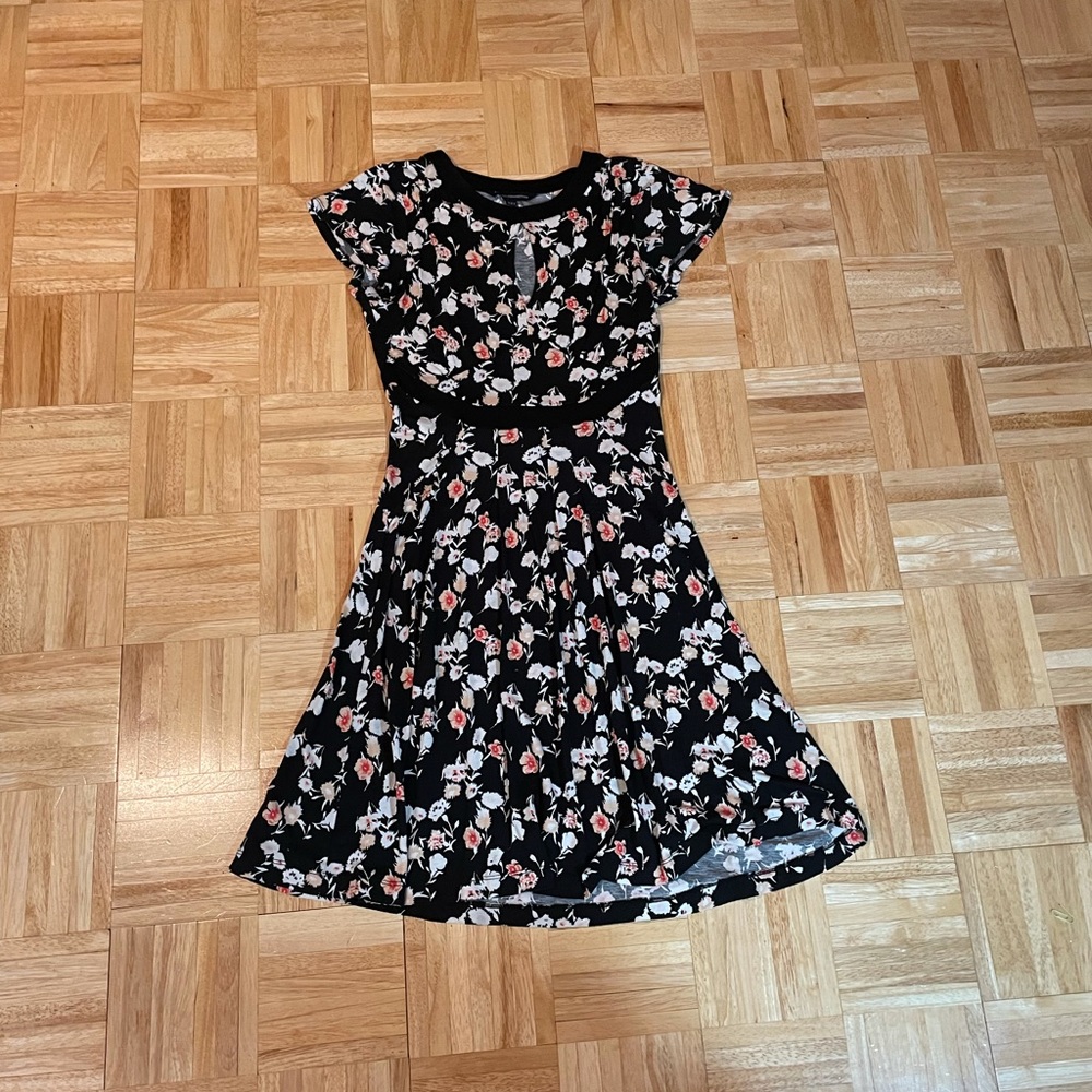 French Connection -  Soft Navy Floral Dress with Eyelet Neckline - Like New!